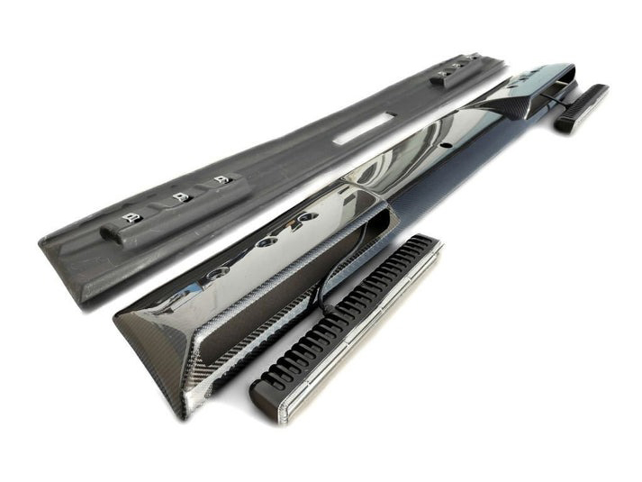 Mercedes-Benz W463 G-Wagon Carbon Fiber Front Roof LED Spoiler